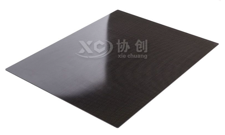 為什么平紋碳纖維板在現(xiàn)代工業(yè)中如此重要？