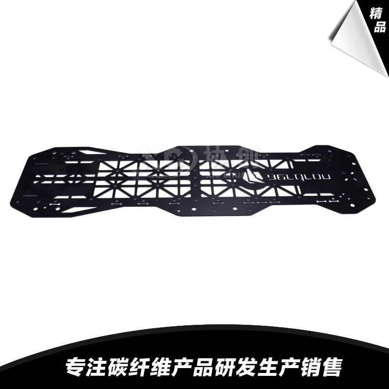 碳纖維和金屬材料的主要區(qū)別在什么地方？